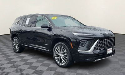 2025 Buick Enclave Avenir