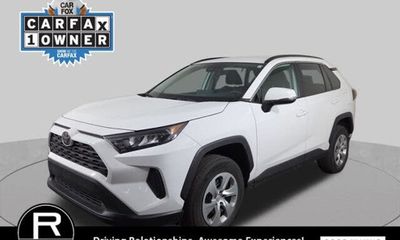 2019 Toyota RAV4 LE