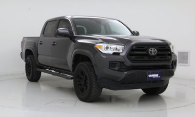 2019 Toyota Tacoma SR