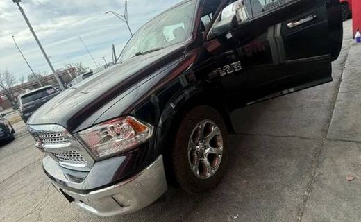 2016 Ram 1500 Laramie