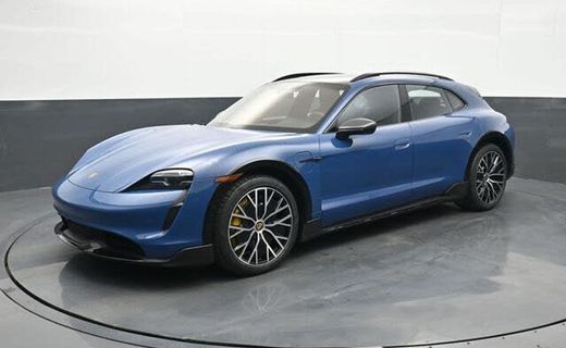 2022 Porsche Taycan Turbo S Cross
