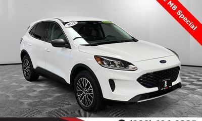 2022 Ford Escape SE Phev