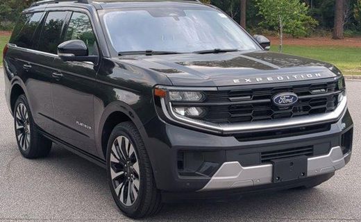 2025 Ford Expedition Platinum