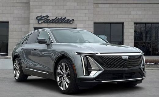 2025 Cadillac Lyriq Luxury 3