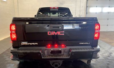 2016 GMC Sierra Denali