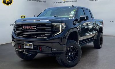 2022 GMC Sierra AT4