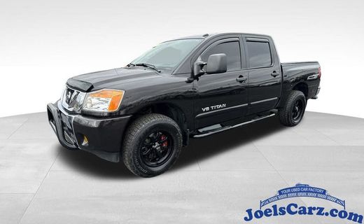 2014 Nissan Titan SV
