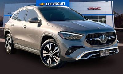 2025 Mercedes-Benz GLA-Class