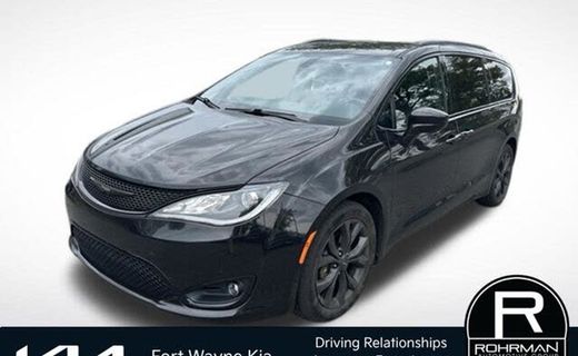 2020 Chrysler Pacifica Touring L