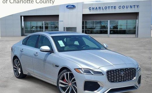 2022 Jaguar XF SE