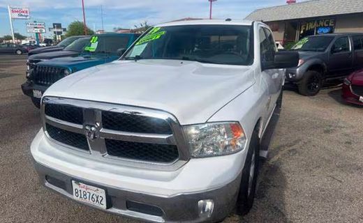 2019 Ram 1500 SLT