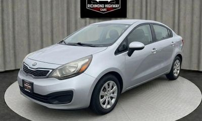 2012 Kia RIO GLS