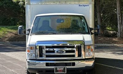 2018 Ford E-Series Chassis E 350 Super
