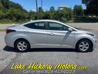 2015 Hyundai Elantra GLS Middle
