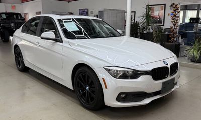2016 BMW 320i xDrive SA