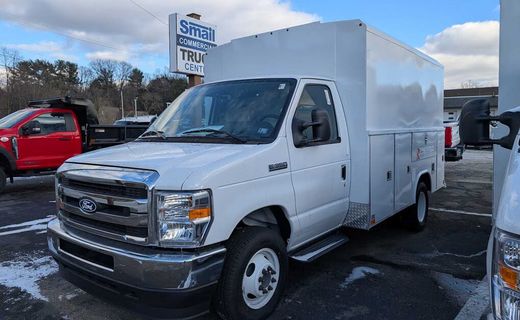 2026 Ford E-350 Base