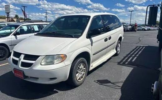 2004 Dodge Grand Caravan SE