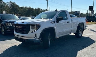 2025 GMC Sierra SLT