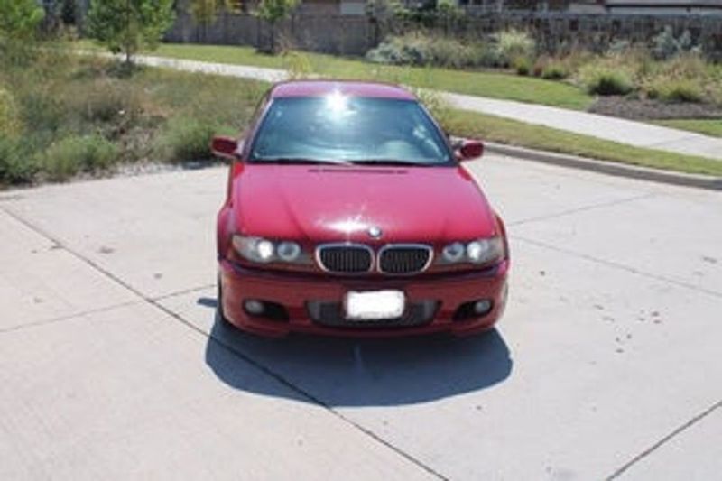 2005 Bmw 330ci — a typically priced live listing