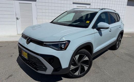 2026 Volkswagen Taos 4MOTION SE
