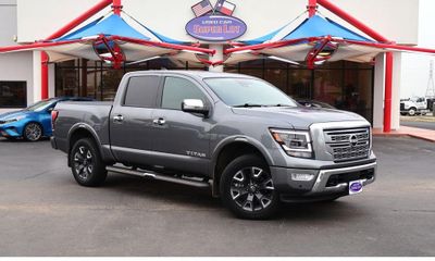 2023 Nissan Titan