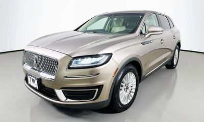 2019 Lincoln Nautilus Premier