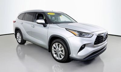 2022 Toyota Highlander Limited