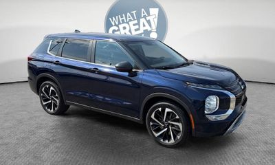 2022 Mitsubishi Outlander SE Black Edition