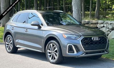 2024 Audi Q5 S Line Quattro