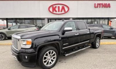 2015 GMC Sierra Denali