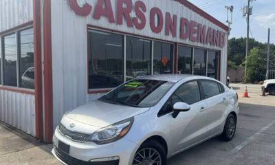 2017 Kia RIO LX