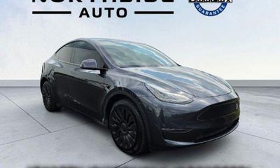 2024 Tesla Model Y Long Range