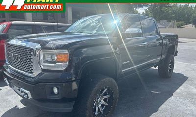 2015 GMC Sierra Denali