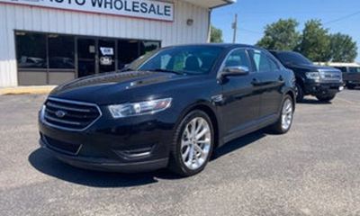 2019 Ford Taurus Limited