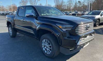 2024 Toyota Tacoma SR5