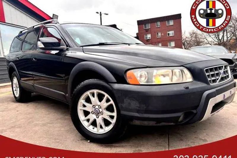 2007 Volvo XC70 — a typically priced live listing
