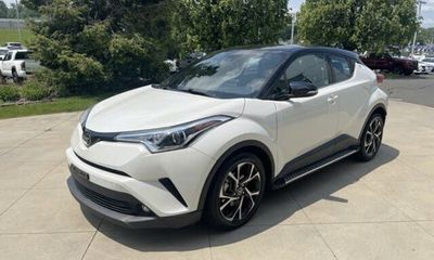 2019 Toyota C-HR LE XLE Limited