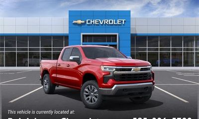 2023 Chevrolet Silverado LT