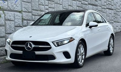 2019 Mercedes-Benz A-Class A220