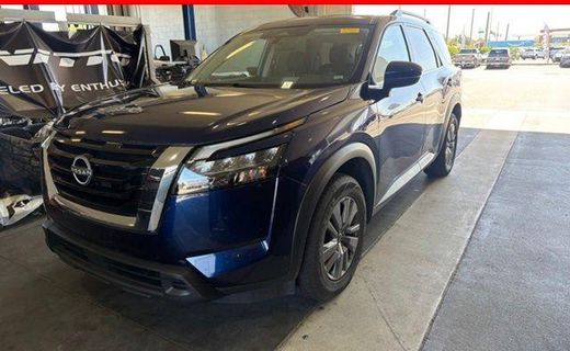 2024 Nissan Pathfinder SV