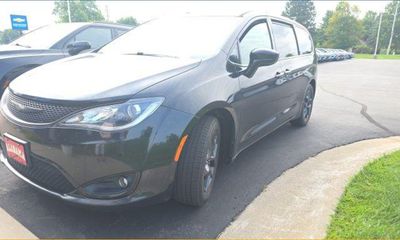 2018 Chrysler Pacifica Touring Plus