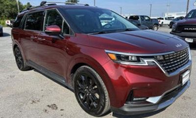 2023 Kia Carnival EX