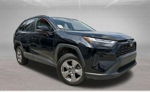 2023 Toyota RAV4 LE