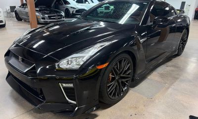 2021 Nissan GT-R Premium