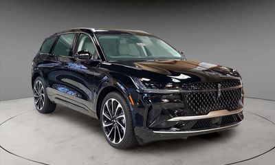 2025 Lincoln Nautilus BLK Label