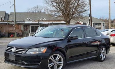 2014 Volkswagen Passat SE