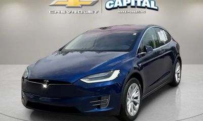 2017 Tesla Model X 90D