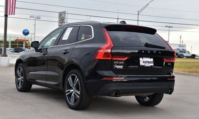 2019 Volvo XC60 Momentum