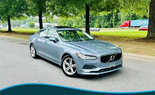 2017 Volvo S90 Momentum