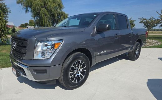 2024 Nissan Titan
